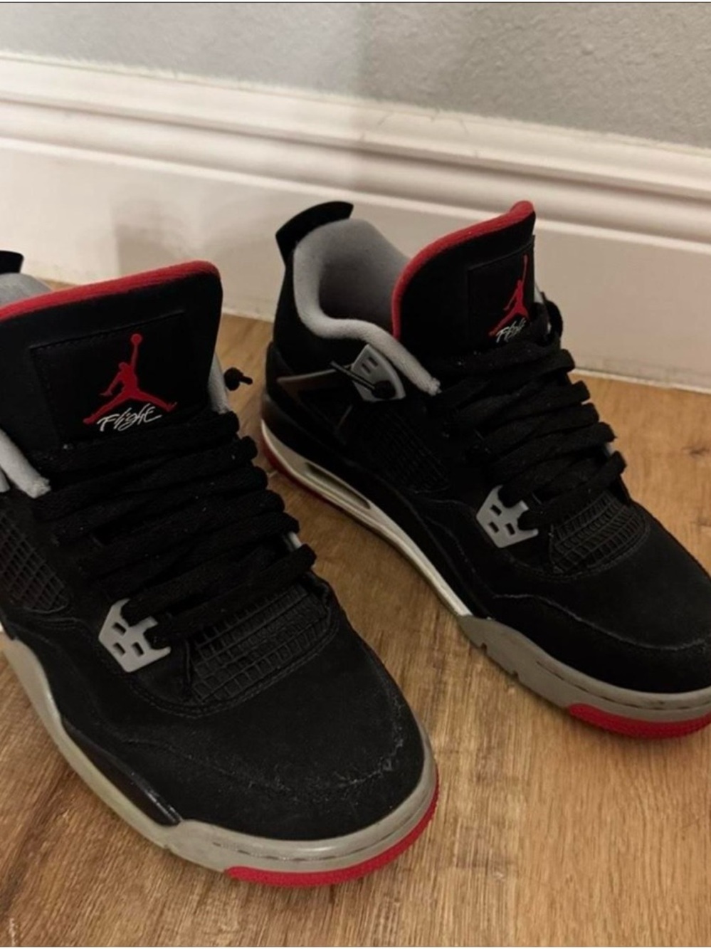 Jordan Men's Black and Red Low-Top Sneakers